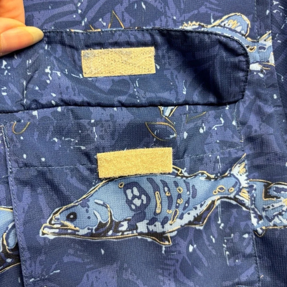 Chaps Fish Button Down Shirt S Mens Short Sleeve - Picture 4 of 8